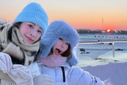 Chi Pu cùng nhóm bạn chịu lạnh -30 độ C khám phá 'xứ sở băng tuyết'