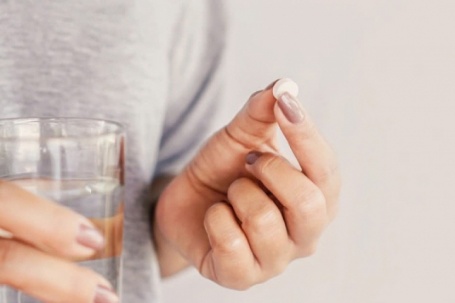 Suýt mất mạng sau khi uống thuốc phá thai theo đơn của phòng khám tư