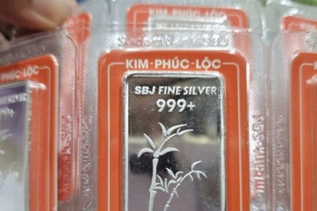 Sốc với giá bạc hôm nay, 14-1, người mua bạc lãi 14 triệu đồng/1 tuần