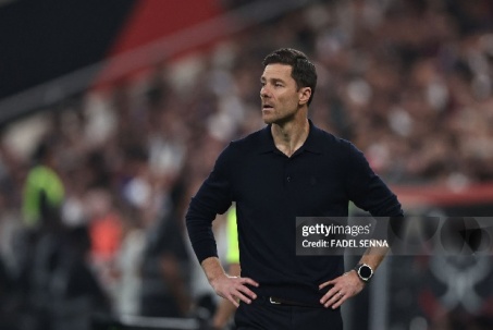 Xabi Alonso "quay lưng" với Man City, Liverpool sáng cửa đón huyền thoại trở về