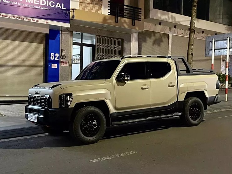 Kia Tasman xuất hiện ở Pleiku. Ảnh: Ngô Đăng Hiếu