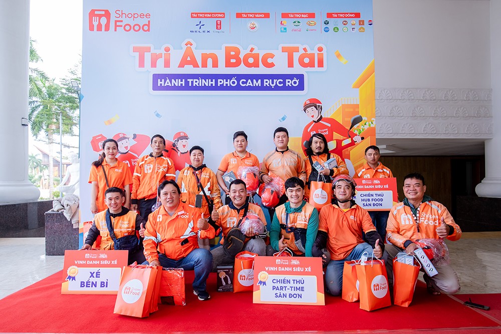 ShopeeFood tổ chức chuỗi sự kiện thường niên nhằm vinh danh những tài xế nỗ lực trong năm.