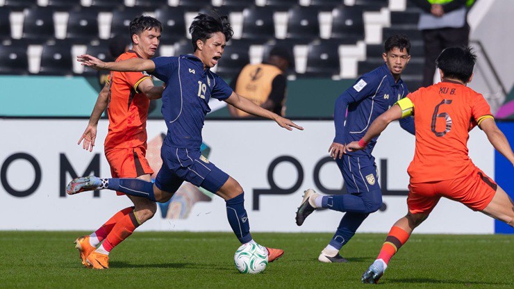 U23 Thái Lan bị loại, trong khi U23 Trung Quốc giành vé đi tiếp