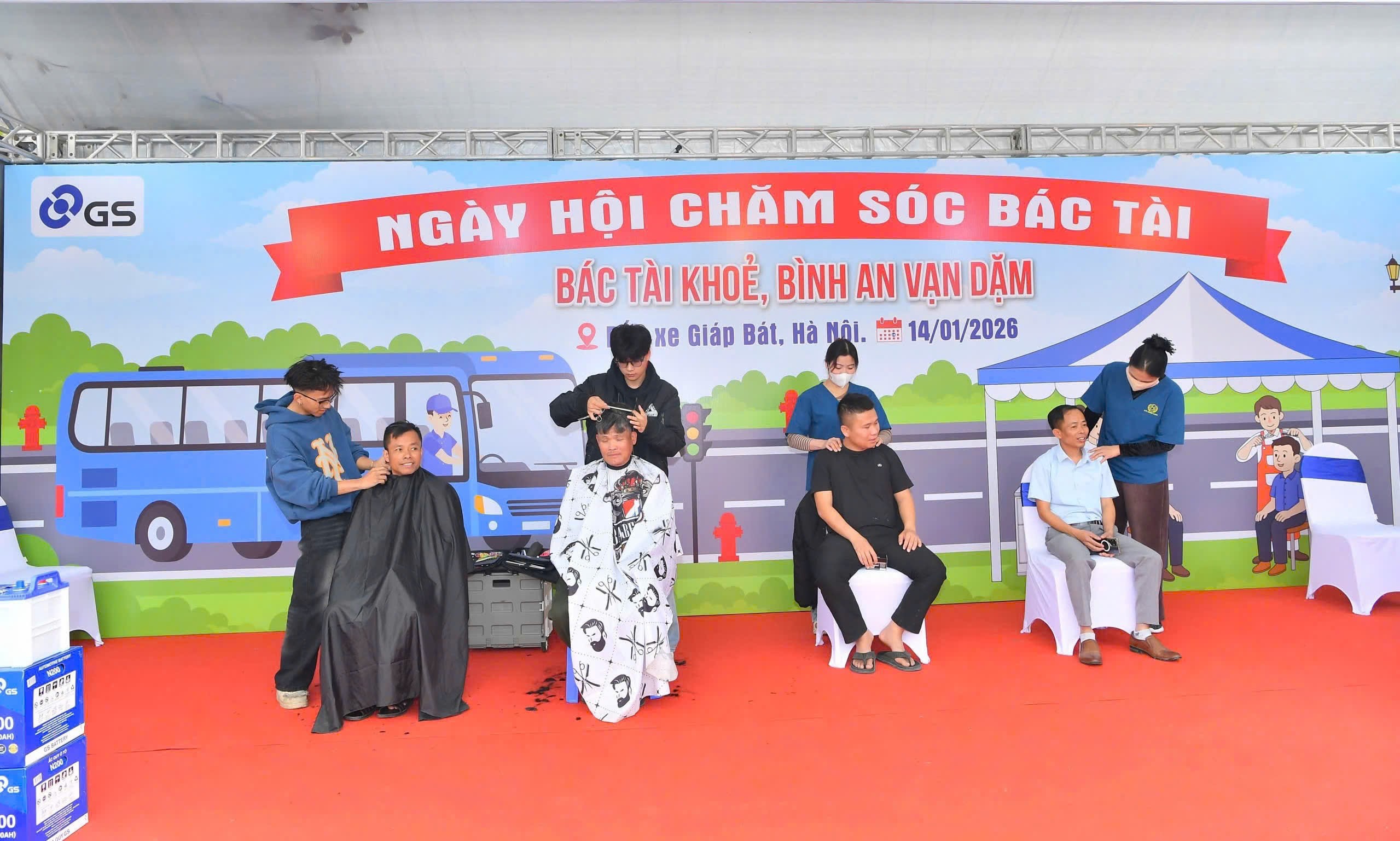 “Ắc quy GS mang ‘Ngày hội chăm sóc bác tài’ đến Bến xe Giáp Bát sau thành công tại TP.HCM - 5