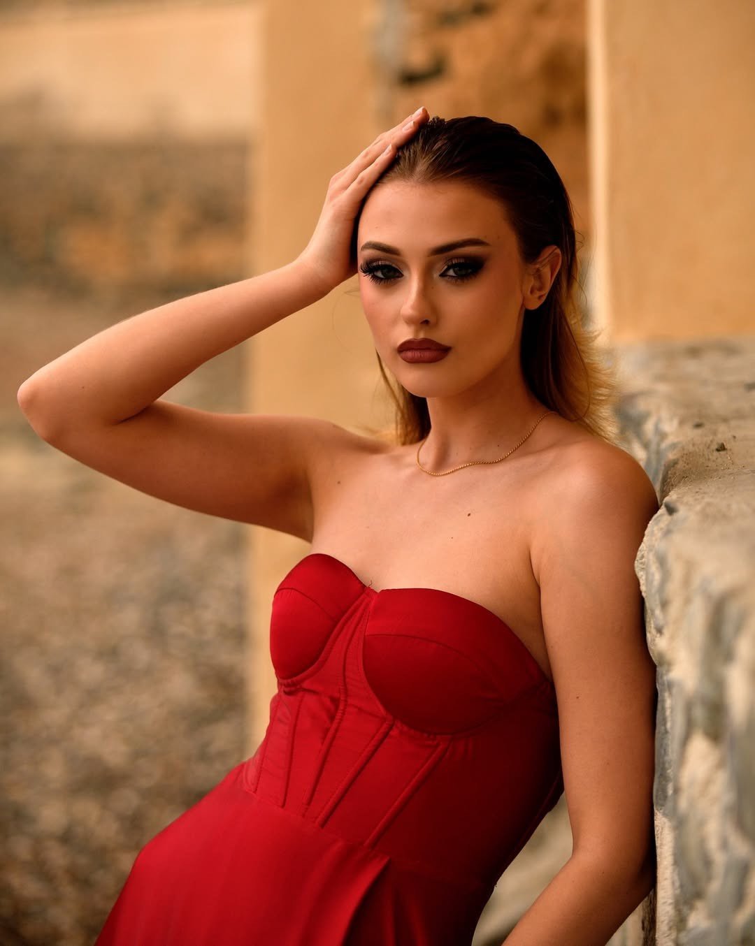 Hiện người đẹp đang tích cực rèn luyện các kỹ năng về giao tiếp, catwalk để đến với đấu trường quốc tế. Cô còn khoảng nửa năm chuẩn bị để đại diện quốc gia.
&nbsp;