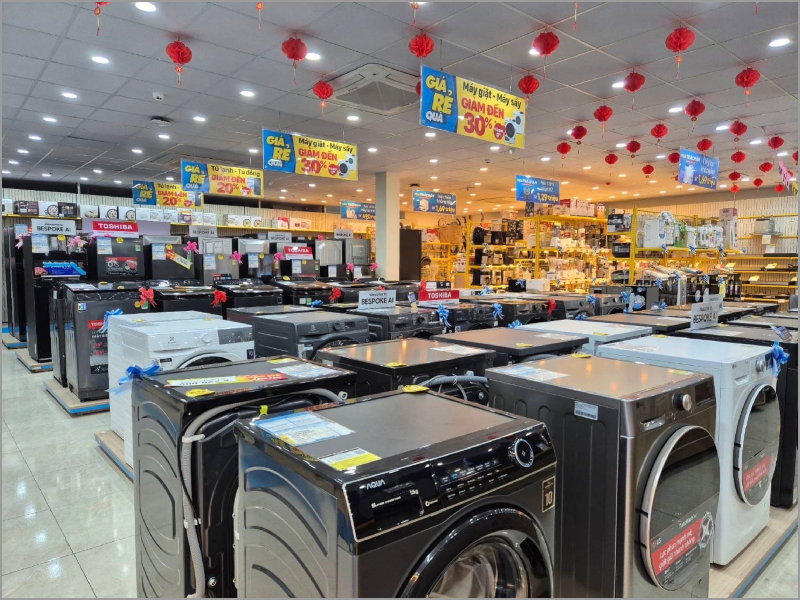 Hàng loạt chương trình ưu đãi cho các mặt hàng gia dụng đã được tung ra sớm tại Điện máy Xanh để khách hàng thảnh thơi sắm sửa