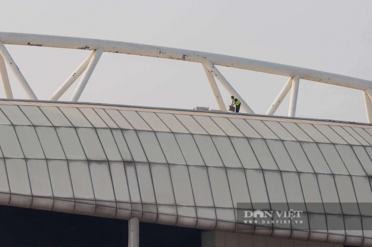 Pháo hoa hỏa thuật sẽ được lắp đặt trên mái và hai bên cánh gà khán đài B của Sân vận động Quốc gia Mỹ Đình.