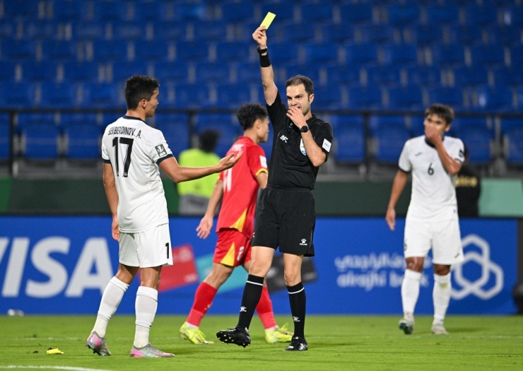Trọng tài&nbsp;Heydari trong trận U23 Việt Nam vs&nbsp;U23 Kyrgyzstan. (Ảnh: AFC).&nbsp;