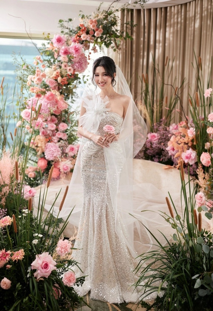 4 năm ở showbiz của Phương Nhi trước khi cưới chồng - 6