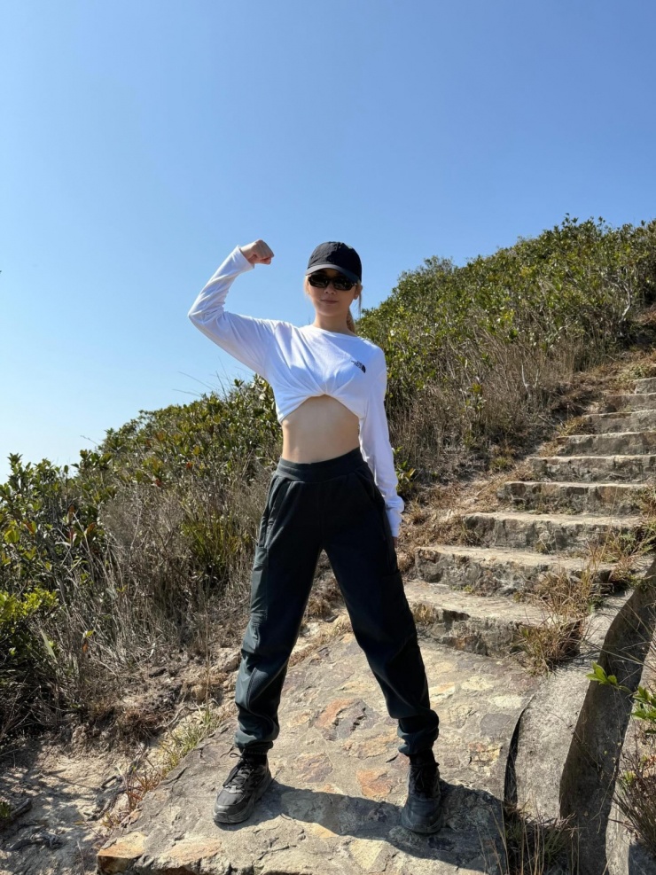 Thái Trác Nghiên chăm tập luyện cùng bạn trai PT kém 10 tuổi - 6