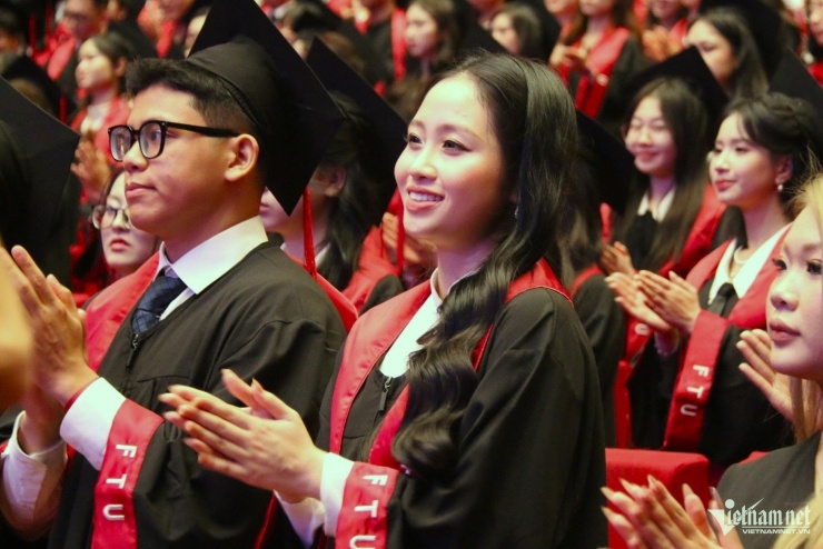 Sinh viên tốt nghiệp Trường ĐH Ngoại thương năm 2025. Ảnh: Thanh Hùng.