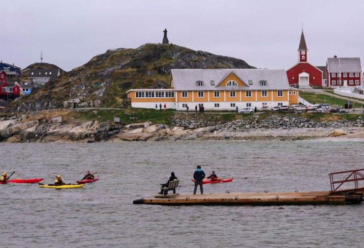 Đan Mạch triển khai thêm binh sỹ và khí tài tới Greenland - 1