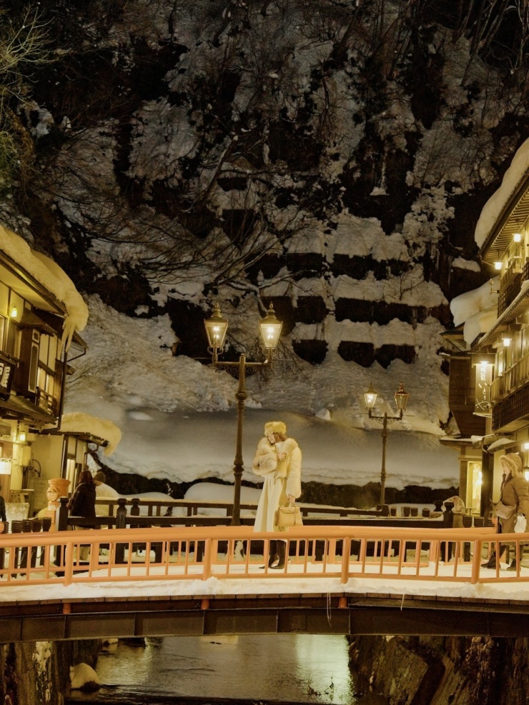 Mai Ngô 'lạc' vào thị trấn 300 năm tuổi đẹp như cổ tích - 3