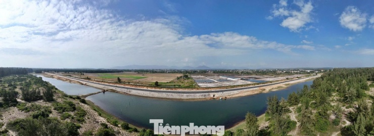 Khi thông xe, tuyến sẽ rút ngắn thời gian di chuyển, chia sẻ áp lực giao thông với Quốc lộ 1A. Đồng thời góp phần từng bước hoàn chỉnh mạng lưới hạ tầng ven biển của tỉnh Quảng Ngãi, tạo cú hích phát triển kinh tế - xã hội, mở ra cơ hội cho nông nghiệp công nghệ cao, du lịch ven biển, thương mại dịch vụ và khai thác hiệu quả quỹ đất khu vực đông nam của tỉnh.