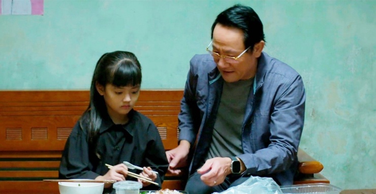 Khán giả cho rằng phim luôn mô tả đàn ông là người dễ phạm sai lầm, ngoại tình phản bội vợ.