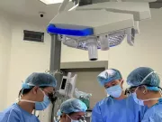 Cô gái trẻ mất lưỡi vì chủ quan với vết sùi nhỏ