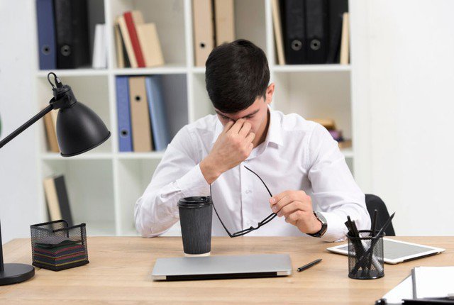 Rất nhiều người giỏi chuyên môn nhưng vì EQ thấp nên khó được giao việc lớn. Ảnh minh họa