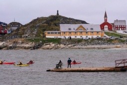 Đan Mạch triển khai thêm binh sỹ và khí tài tới Greenland