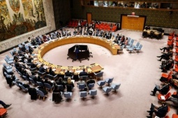 HĐBA họp khẩn về Iran, ông Trump rút lại đe dọa tấn công Tehran