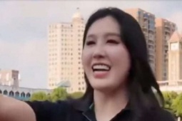 Nữ doanh nhân hứa tặng mỗi cầu thủ một chiếc ô tô nếu chiến thắng, cuối cùng "lặn mất tăm"