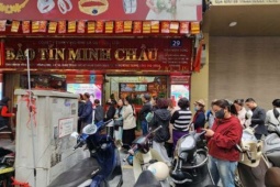 Giá vàng hôm nay mới nhất (15/1) bất ngờ "tụt dốc": Người mua xếp hàng dài trở lại, nhà vàng giới hạn bán ra