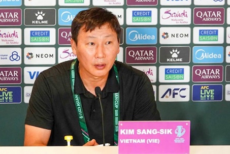 Trực tiếp họp báo U23 Việt Nam đấu U23 UAE: HLV Kim Sang Sik hé lộ thông tin quan trọng