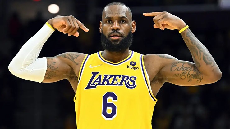 LeBron James tiếp tục là "Vua bóng rổ" với 80 triệu USD kiếm được từ các hoạt động ngoài sân đấu