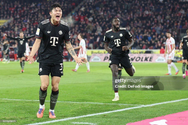Bayern Munich vẫn chưa bị đánh bại ở Bundesliga