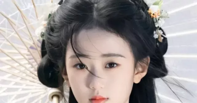 Phim bị gỡ bỏ vì bé gái 14 tuổi sinh con