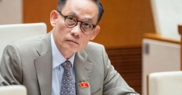 Giới thiệu 2 Bí thư Trung ương Đảng và 2 Ủy viê...