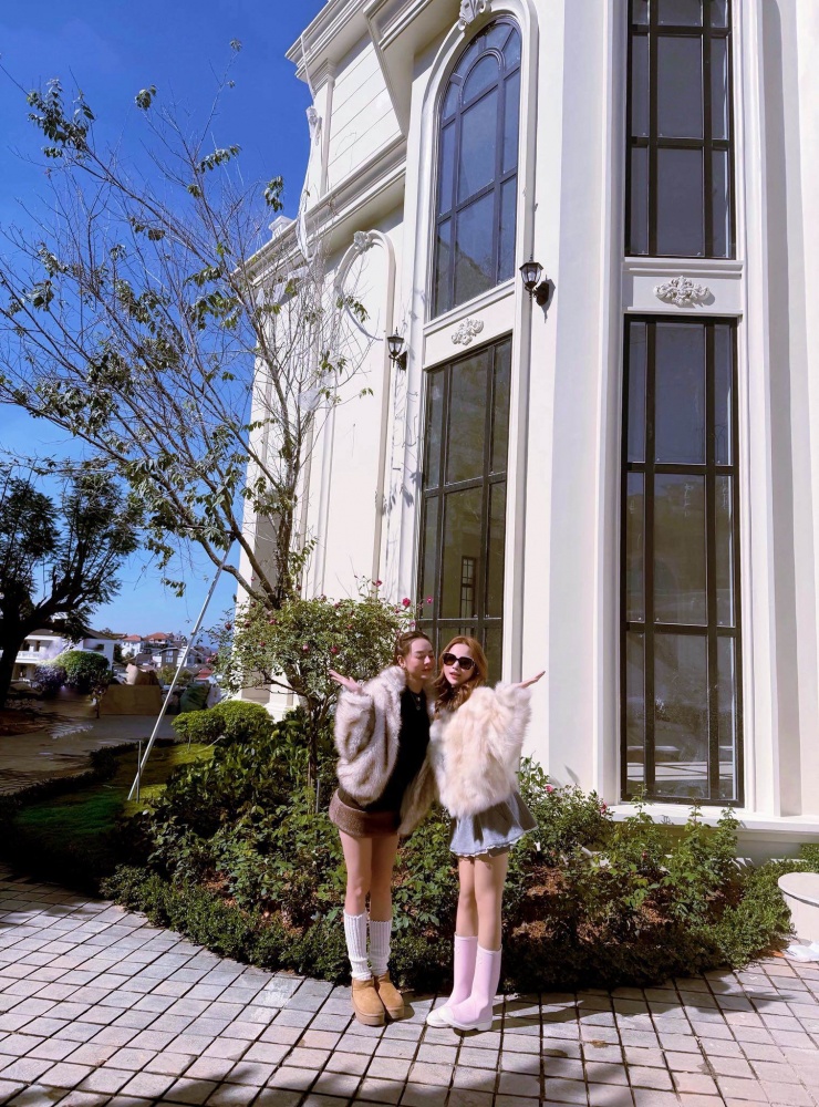 Lộ diện căn biệt thự do Huyền Baby và bạn thân 20 năm xây để 'dưỡng già' ở Đà Lạt - 2