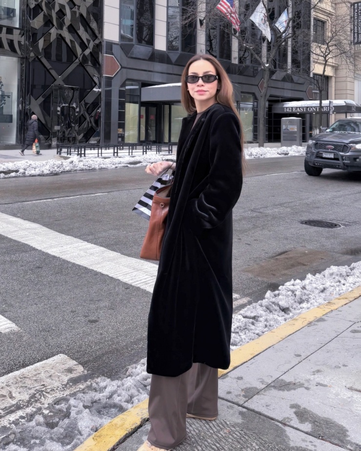 10 kiểu áo khoác mùa lạnh giúp Hồ Ngọc Hà được khen sang chảnh - 2