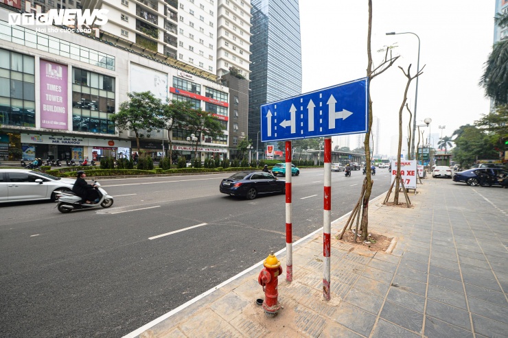 Hiện nay, tuyến đường này được tổ chức thành 3 làn đường hỗn hợp dành cho các phương tiện cơ giới thông thường và 1 làn riêng cho xe buýt BRT, góp phần phân tách dòng xe rõ ràng hơn so với trước.