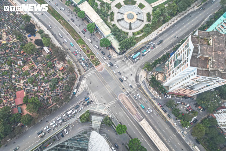 Khi các hạng mục được hoàn thiện đồng bộ và tổ chức giao thông ổn định, tình trạng ùn tắc tại khu vực này được kỳ vọng sẽ từng bước được cải thiện, góp phần nâng cao hiệu quả lưu thông trên các trục đường trọng điểm phía Tây Hà Nội.