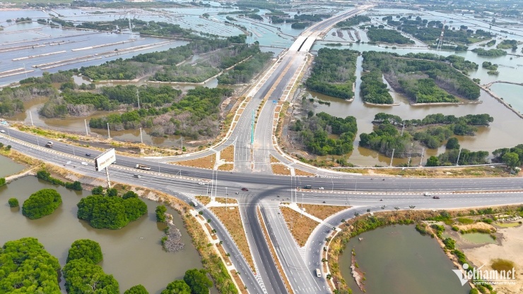 Cận cảnh tuyến đường ven biển 7.000 tỷ đồng đang thành hình ở TPHCM - 3