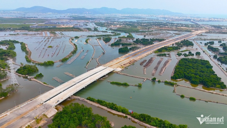 Cận cảnh tuyến đường ven biển 7.000 tỷ đồng đang thành hình ở TPHCM - 4
