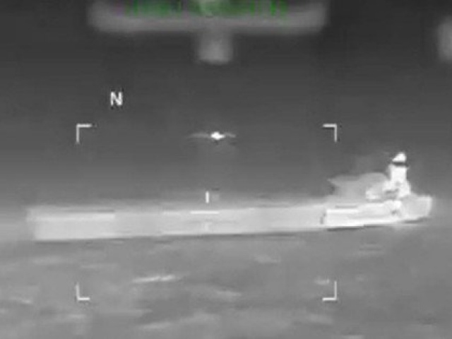 Mỹ bắt thêm tàu chở dầu giữa biển Caribe lúc rạng sáng