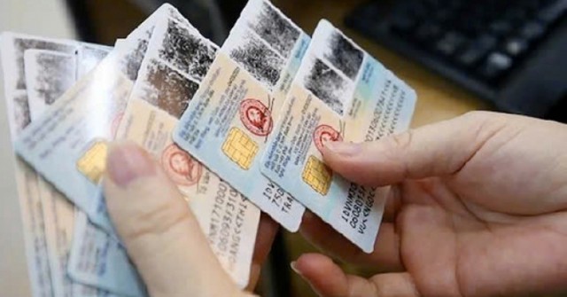 Những ai phải làm lại căn cước công dân năm 2026?