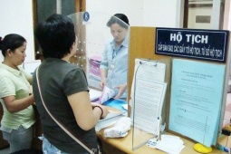 Sửa đổi nhiều quy định về làm giấy khai sinh, kết hôn, thuận lợi hơn cho người dân