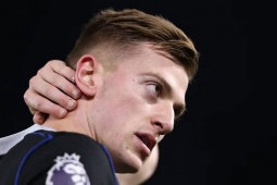 Tin mới nhất bóng đá sáng 16/1: Chelsea bị virus lây lan