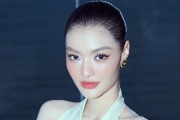 Kiều Loan phối set đồ gần 3 tỷ đi trà chiều