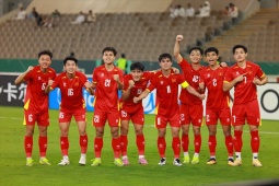U23 Việt Nam đấu U23 UAE: Rực rỡ Đình Bắc kiến tạo cho Lê Phát mở điểm