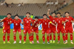 U23 Việt Nam đấu U23 UAE: Rực rỡ Đình Bắc vừa ghi bàn, vừa kiến tạo