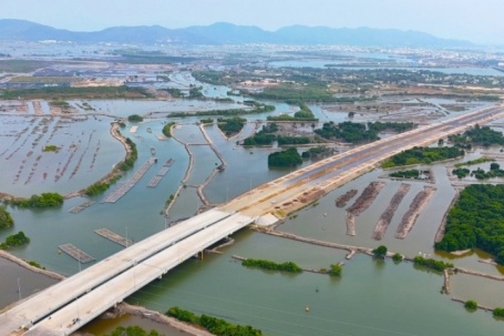 Cận cảnh tuyến đường ven biển 7.000 tỷ đồng đang thành hình ở TPHCM