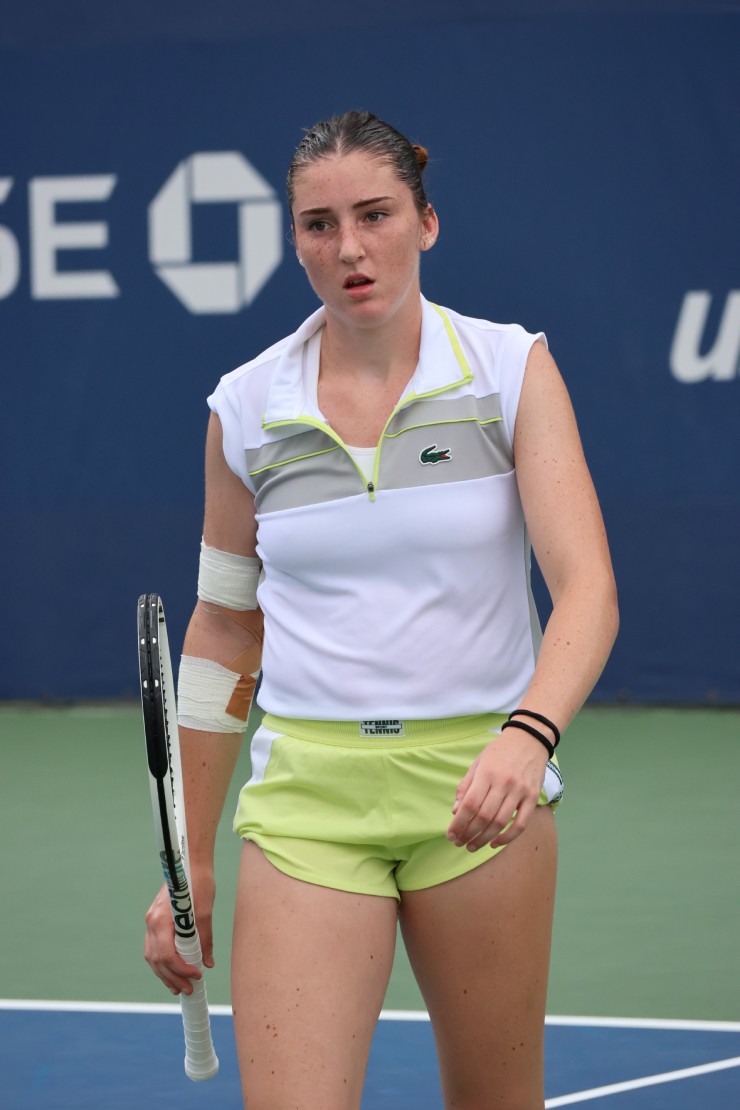 Kiều nữ tennis thích "vén váy" thi đấu, hứa hẹn tạo cú sốc ở Australian Open - 5