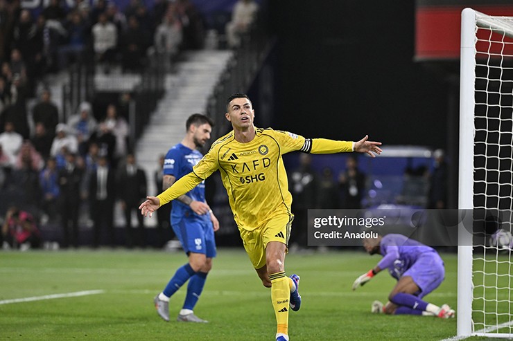 CĐV Al Nassr công khai kêu gọi đội bóng bán CR7