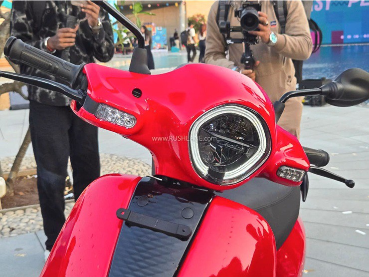 Xe máy điện giá 26,5 triệu đồng ghi điểm nhờ trang bị hiện đại, đi cả trăm km một lần sạc - 4