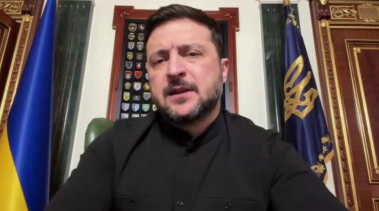 Ông Zelensky thông báo tin đáng sợ đến người dân - 1