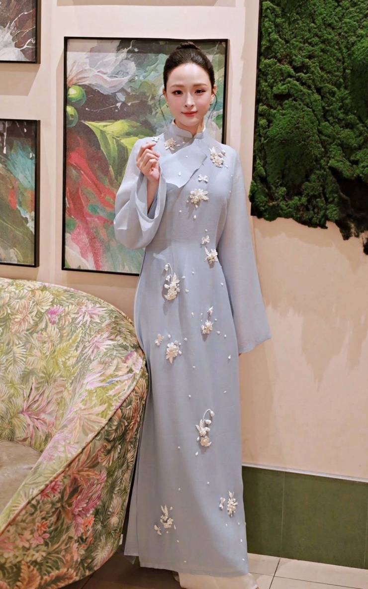 Gu diện áo dài của Hoa hậu Trương Hồ Phương Nga - 8