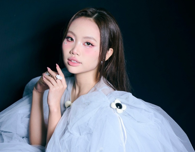 Phương Mỹ Chi là nạn nhân của tin giả.